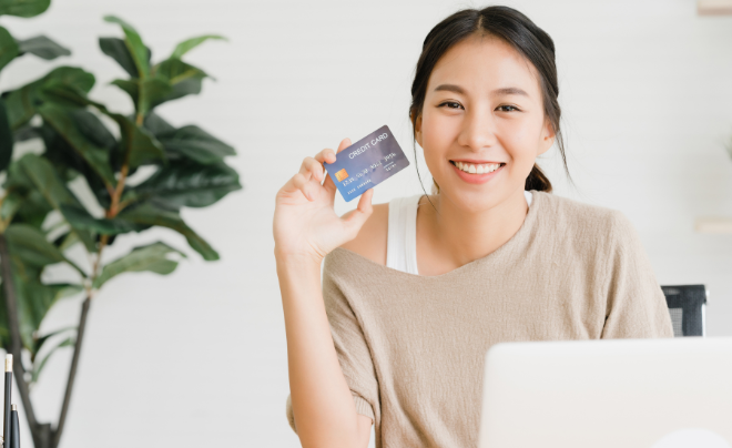 Dùng thẻ tín dụng phù hợp với thói quen tiêu dùng